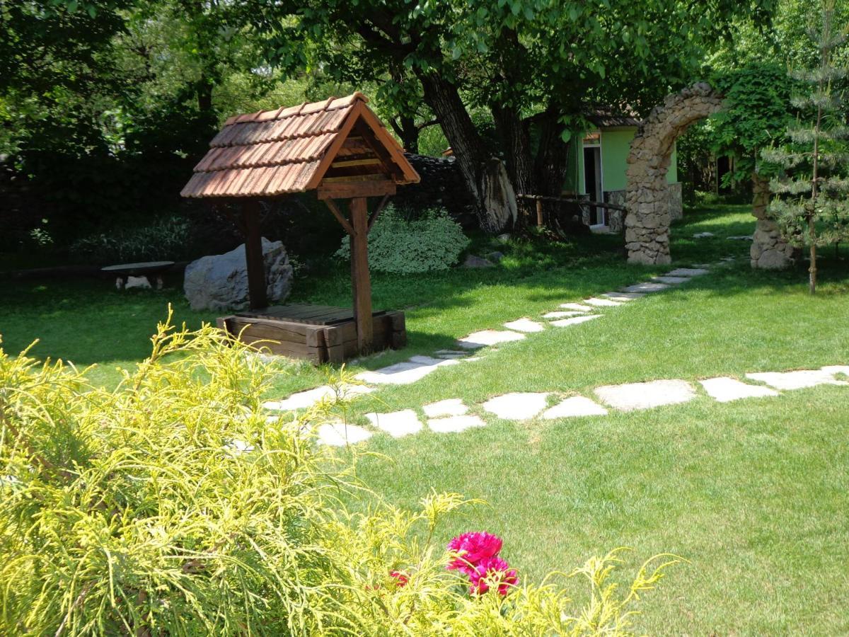 Eco Garden Bed & Breakfast Dilijan Exterior photo