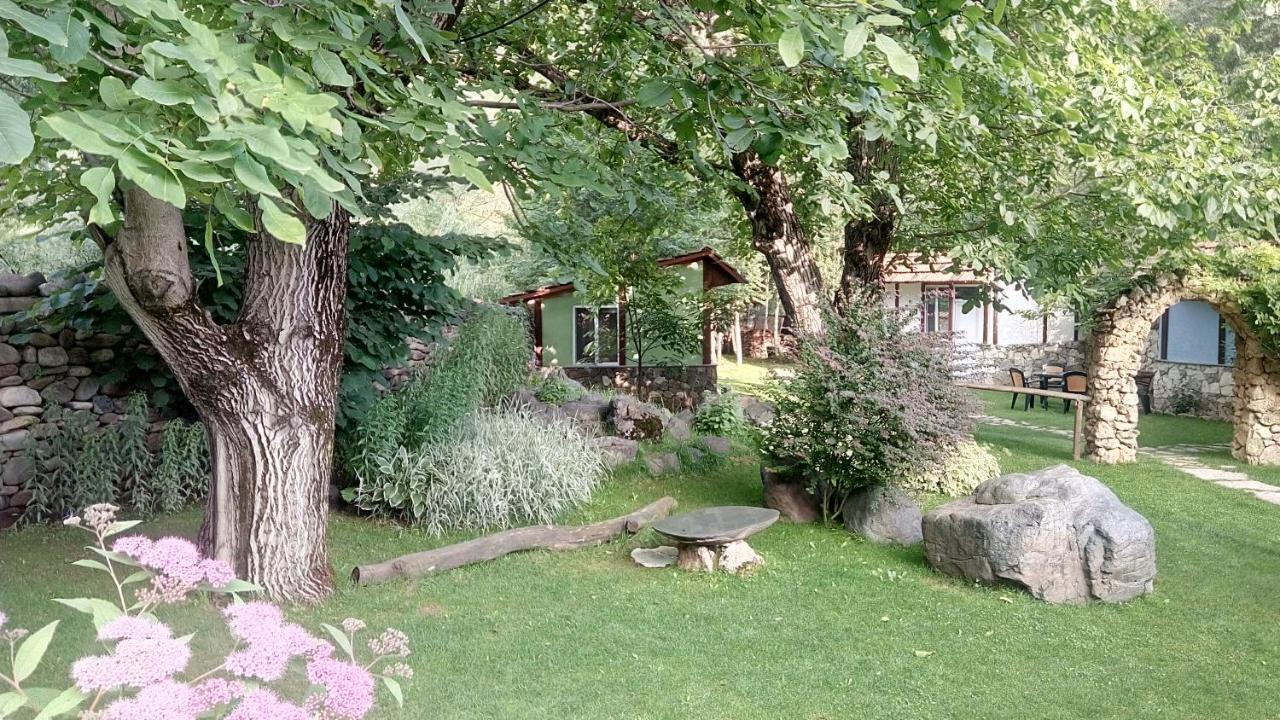 Eco Garden Bed & Breakfast Dilijan Exterior photo